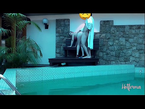 ❤️ Patron hizmetçiyi havuza davet eder ama bir sıcağa dayanamaz ❤❌ Seks videosu bize %tr.higlass.ru ❤